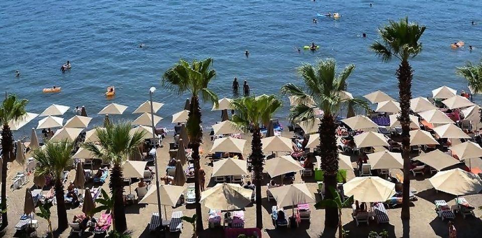 Maris Beach Hotel มาร์มาริส ภายนอก รูปภาพ