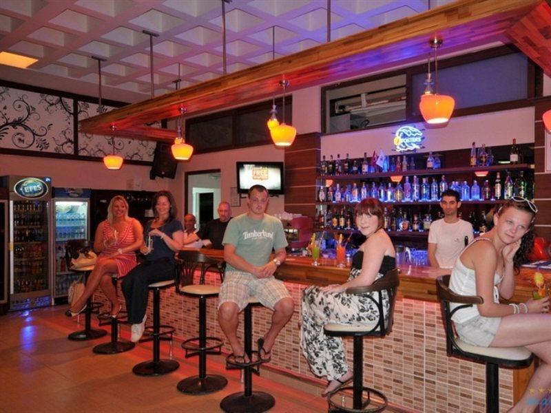 Maris Beach Hotel มาร์มาริส ภายนอก รูปภาพ