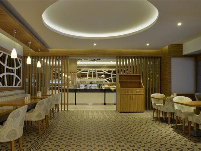 Maris Beach Hotel มาร์มาริส ภายนอก รูปภาพ